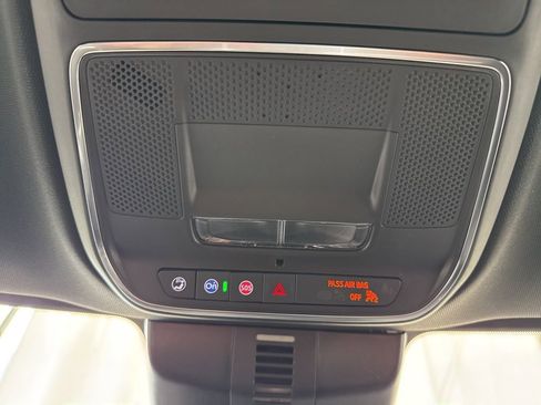 New 2026 GMC Acadia Denali w/ Super Cruise Package image 37