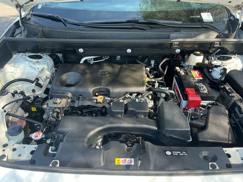 Certified 2024 Toyota RAV4 XLE AWD/4WD image 21