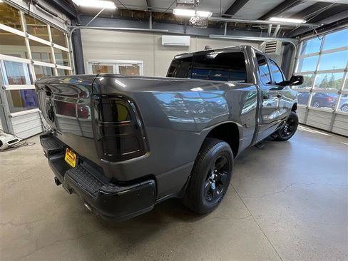 Used 2019 RAM 1500 Big Horn RWD image 5