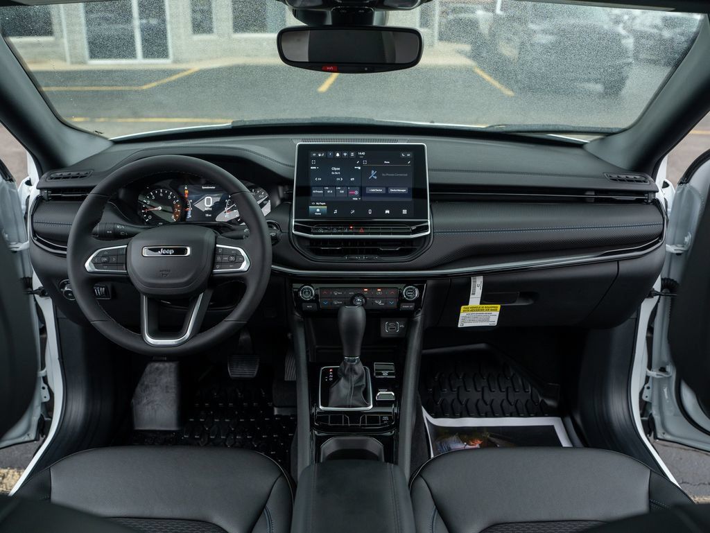 New 2026 Jeep Compass Latitude w/ Sun and Sound Group AWD/4WD image 15