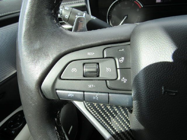 Used 2023 Cadillac XT6 Sport AWD/4WD image 17