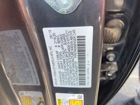 Used 2018 Honda Accord Sport image 2