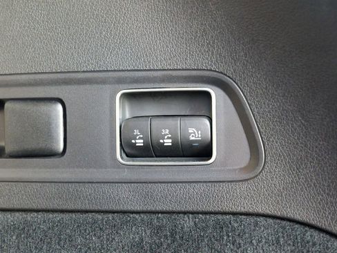 Used 2025 Mercedes-Benz GLS 450 4MATIC image 72