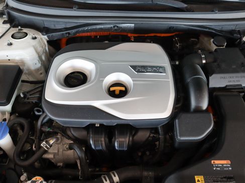 Used 2019 Hyundai Sonata Limited image 4