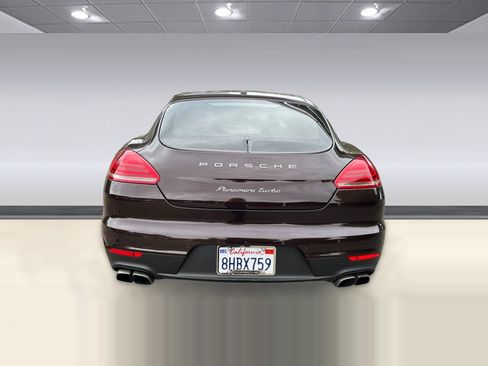 Used 2014 Porsche Panamera AWD/4WD image 5