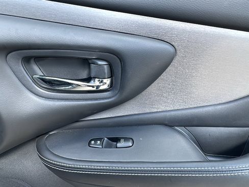 Used 2019 Nissan Murano SV w/ Premium Package FWD image 31