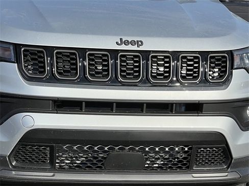 New 2026 Jeep Compass Latitude image 35