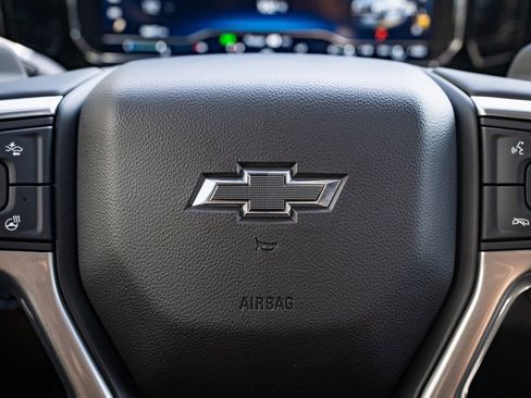 Used 2024 Chevrolet Silverado 1500 LT Trail Boss w/ Convenience Package II image 27