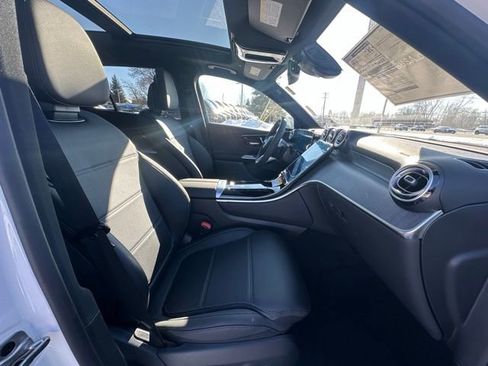 Used 2026 Mercedes-Benz GLC 300 4MATIC image 27