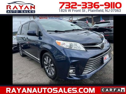 Used 2020 Toyota Sienna XLE w/ XLE Navigation Package