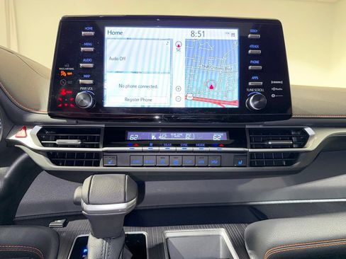 Certified 2024 Toyota Sienna XSE AWD/4WD image 29
