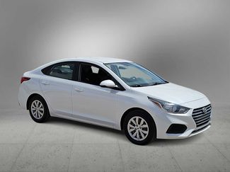 Used 2020 Hyundai Accent SE FWD video 2