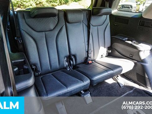 Used 2025 Hyundai Palisade SEL FWD image 23