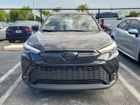 Used 2024 Toyota Corolla Cross AWD Hybrid w/ Convenience Package image 2