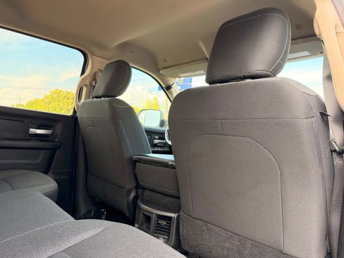 Used 2019 RAM 2500 Tradesman w/ Safety Group AWD/4WD image 30
