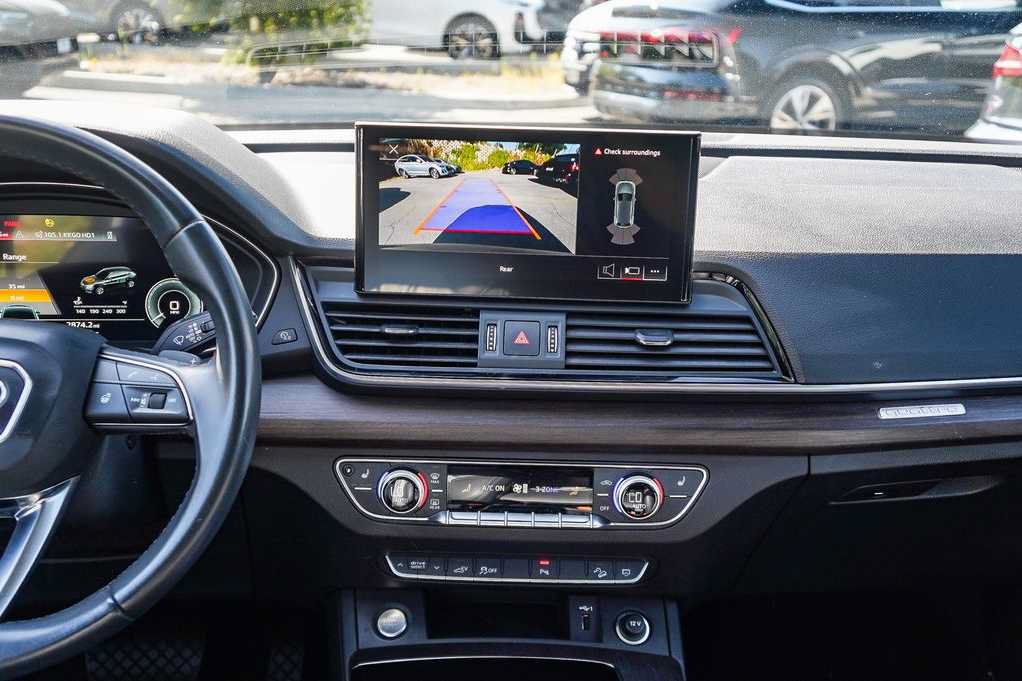 Used 2023 Audi Q5 e Premium AWD/4WD image 13