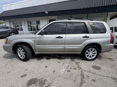 Used 2005 Subaru Forester 2.5XS AWD/4WD image 3