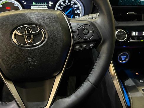 Certified 2021 Toyota Venza XLE image 20