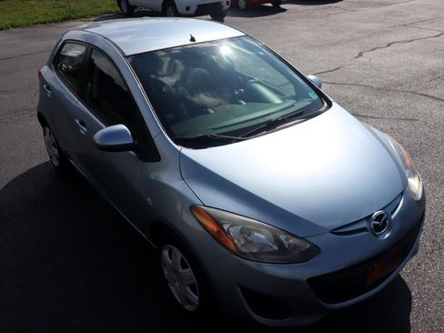 Used 2013 MAZDA MAZDA2 Sport image 12
