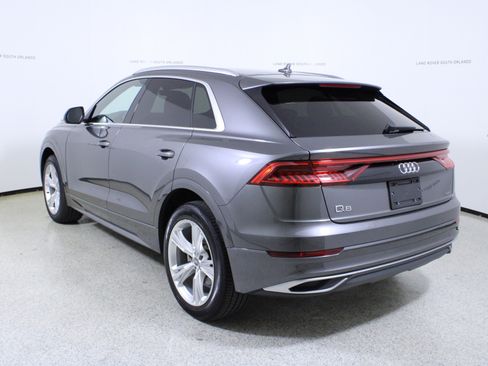 Used 2019 Audi Q8 Premium image 5
