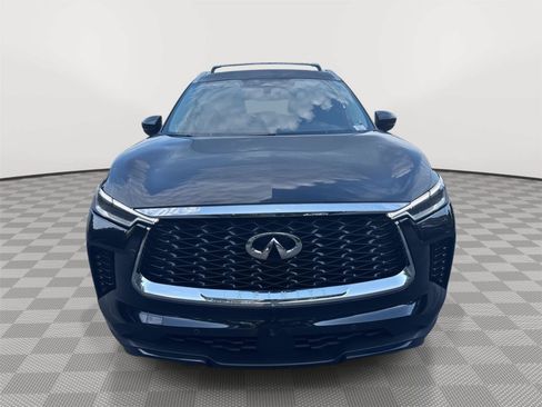 Used 2025 INFINITI QX60 Luxe FWD image 3