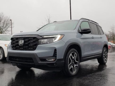 Used 2023 Honda Passport Elite image 3