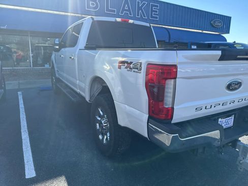 Used 2018 Ford F250 Lariat w/ Lariat Ultimate Package image 22
