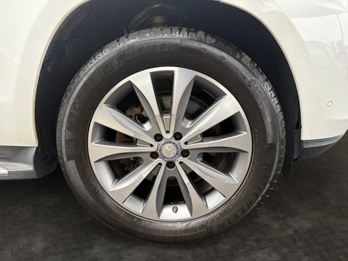 Used 2014 Mercedes-Benz GL 450 4MATIC image 39