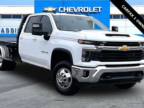Used 2024 Chevrolet Silverado 3500 LT w/ Convenience Package image 1