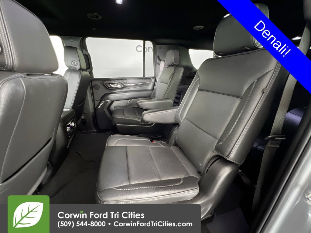 Used 2024 GMC Yukon XL Denali AWD/4WD image 29