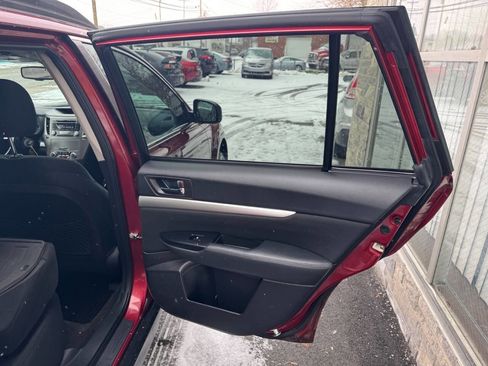 Used 2013 Subaru Outback 2.5i Premium image 21