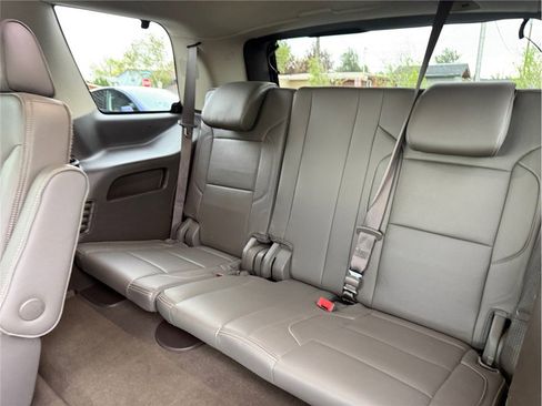 Used 2016 GMC Yukon Denali w/ Enhanced Security Package AWD/4WD image 35