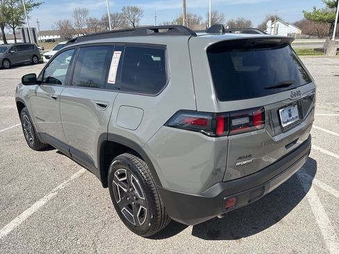 New 2026 Jeep Cherokee Laredo AWD/4WD image 19