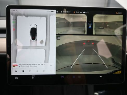 Used 2024 Tesla Model Y Long Range RWD image 12