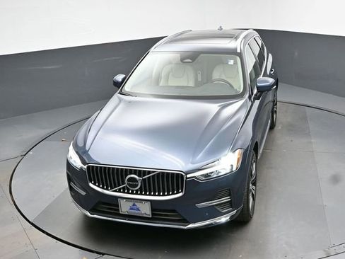 Used 2023 Volvo XC60 B5 Plus w/ Climate Package image 35