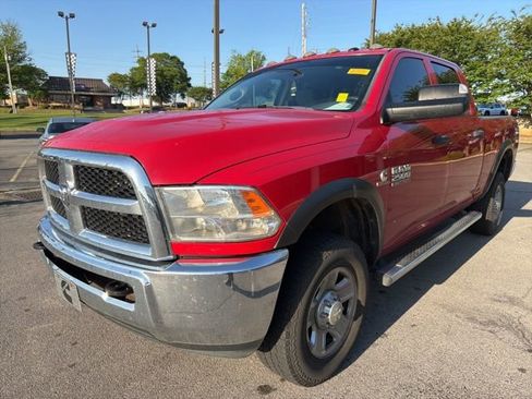 Used 2018 RAM 2500 Tradesman w/ Chrome Appearance Group image 8