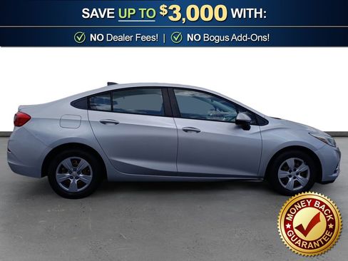 Used 2017 Chevrolet Cruze LS FWD image 8