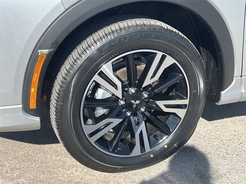 New 2026 Mitsubishi Eclipse Cross SEL image 9