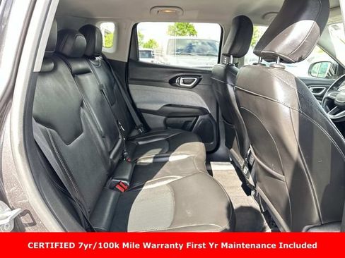 Used 2022 Jeep Compass Latitude AWD/4WD image 13