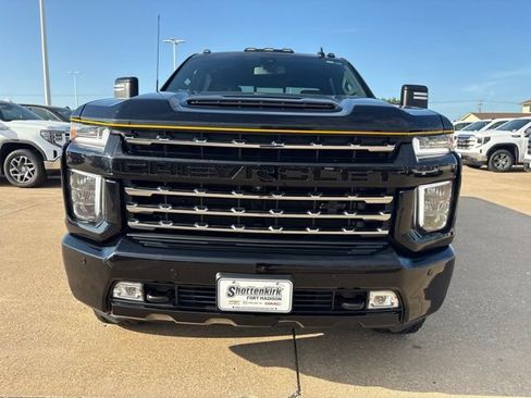 Used 2021 Chevrolet Silverado 2500 LTZ w/ Carhartt Edition AWD/4WD image 9