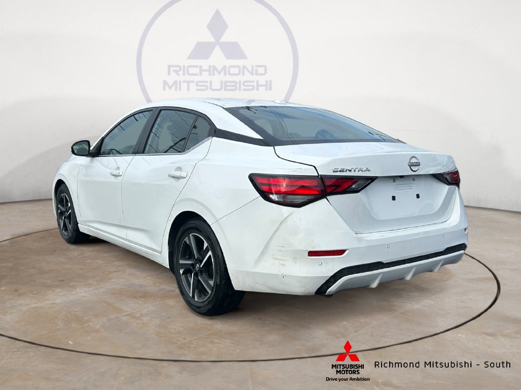 Used 2025 Nissan Sentra SV FWD image 5