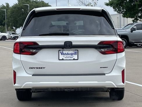 Used 2026 Honda Odyssey Sport-L image 5