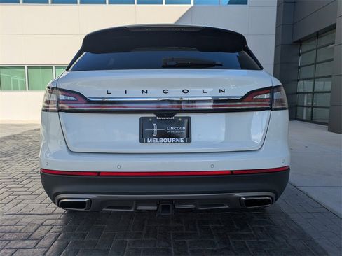 Certified 2022 Lincoln Nautilus Black Label w/ Class II Trailer Tow Package image 5