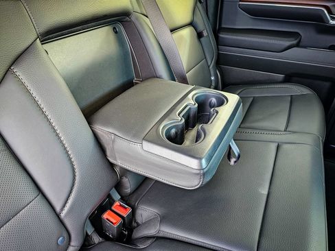 Used 2024 GMC Sierra 1500 Denali w/ Technology Package AWD/4WD image 43