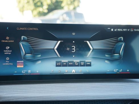 New 2026 BMW i4 eDrive40 w/ M Sport Package image 18