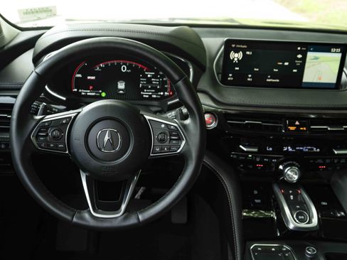 Used 2023 Acura MDX SH-AWD w/ Advance Package image 19