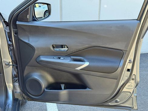 Used 2023 Nissan Kicks SV FWD image 35