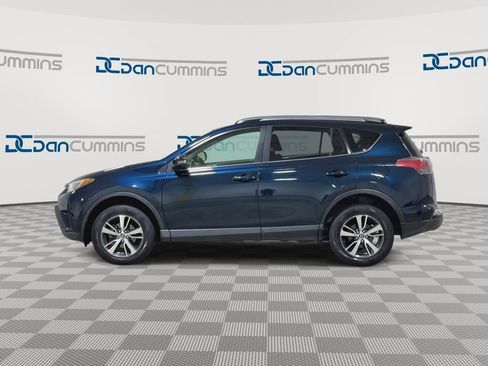 Used 2018 Toyota RAV4 XLE w/ Plus Extra Value Package AWD/4WD image 5