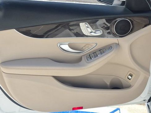 Used 2017 Mercedes-Benz C 300 Sedan image 13