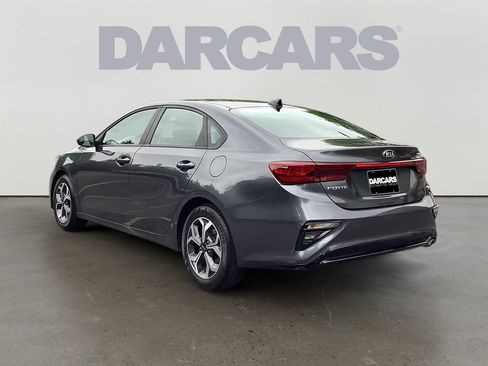 Used 2021 Kia Forte LXS FWD image 5